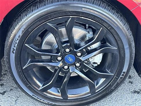 Used 2019 Ford Fusion SE w/ Equipment Group 151A image 28