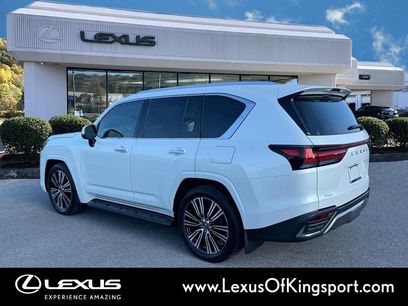 Used 2023 Lexus LX 600 4WD w/ Accessory Package (Z1)