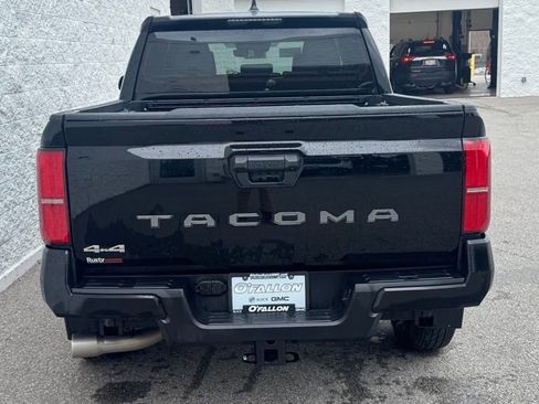 Used 2024 Toyota Tacoma SR5 AWD/4WD image 8