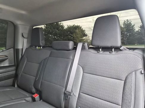 Used 2023 Chevrolet Silverado 1500 RST w/ Z71 Off-Road Package AWD/4WD image 37