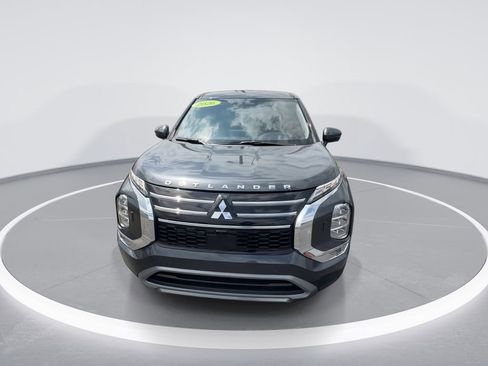 New 2026 Mitsubishi Outlander SE AWD/4WD image 3