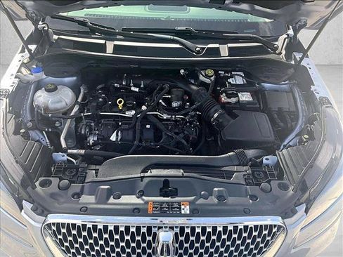 Used 2022 Lincoln Corsair FWD image 11
