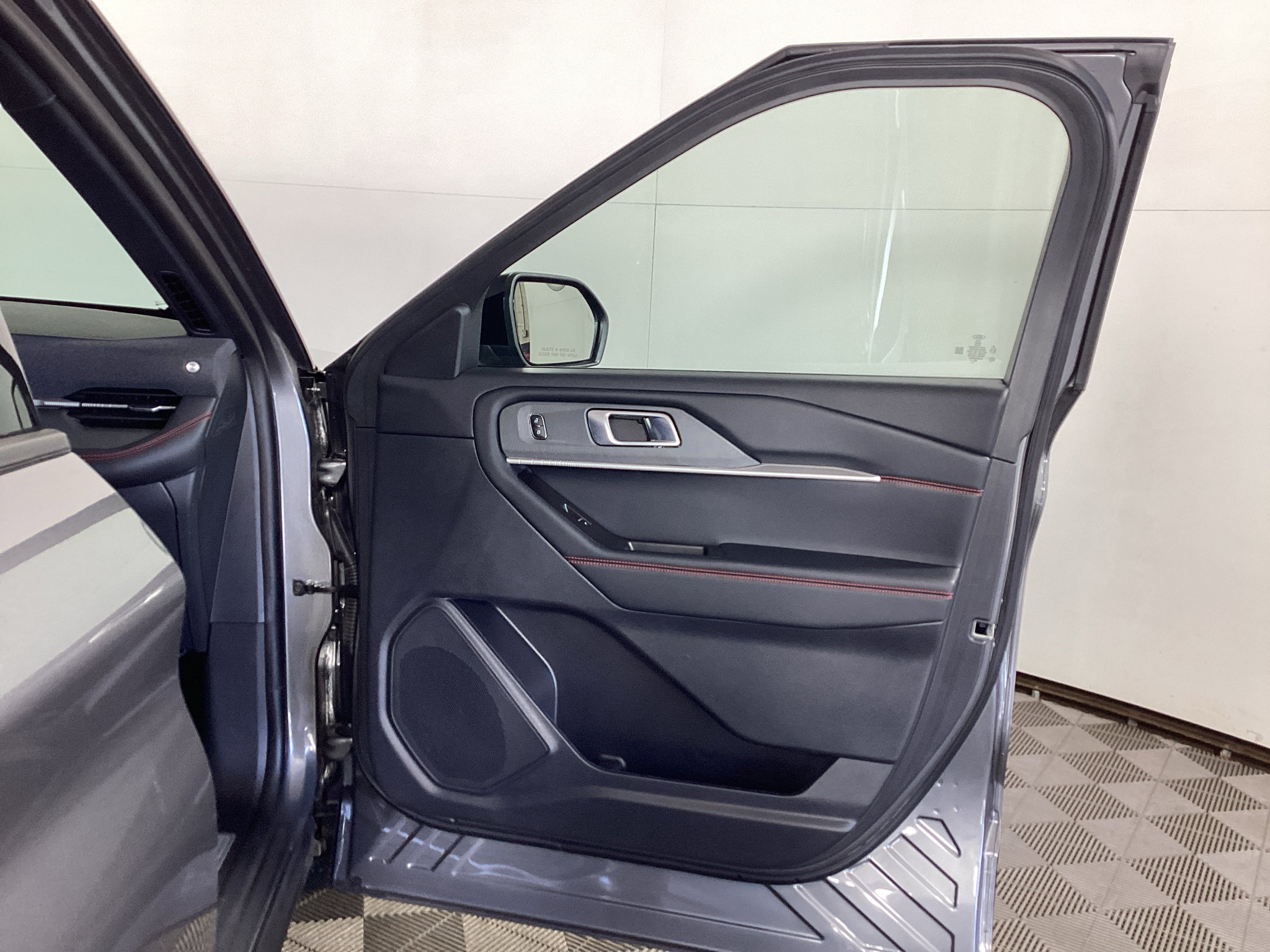Used 2026 Ford Explorer ST-Line AWD/4WD image 8