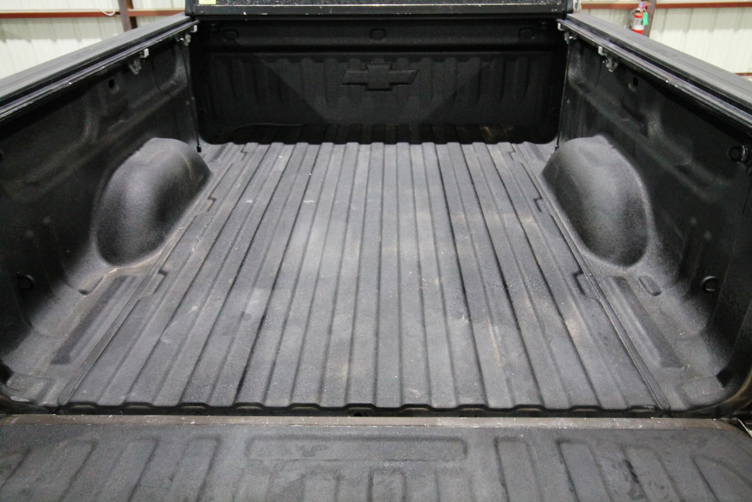Used 2015 Chevrolet Silverado 2500 High Country w/ Duramax Plus Package AWD/4WD image 11