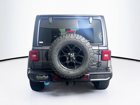 Used 2024 Jeep Wrangler Unlimited AWD/4WD image 7