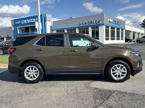 Used 2024 Chevrolet Equinox LT image 11