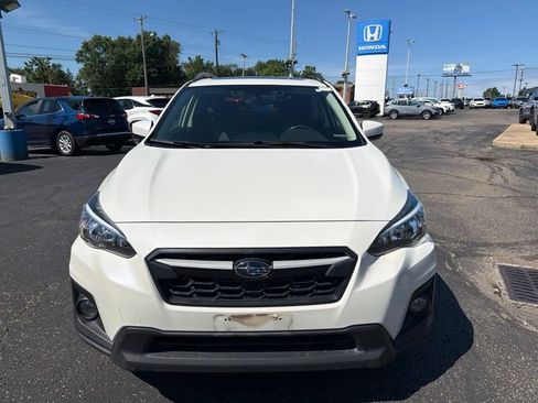 Used 2018 Subaru Crosstrek 2.0i Premium AWD/4WD image 2