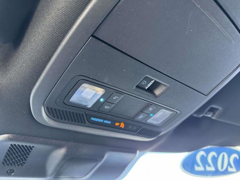 Used 2022 Ford F150 XLT w/ XLT Black Appearance Package image 32