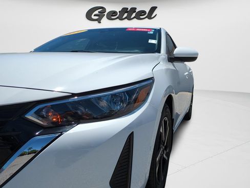 Certified 2025 Nissan Sentra SV FWD image 22