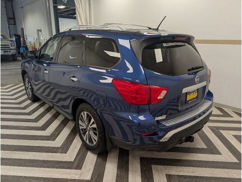 Used 2018 Nissan Pathfinder SL AWD/4WD image 24