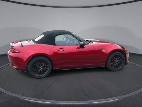 Used 2023 MAZDA MX-5 Miata Club w/ Brembo/BBS Recaro Package RWD image 9