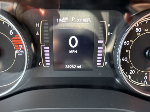 Used 2021 Jeep Cherokee Latitude Plus FWD image 19