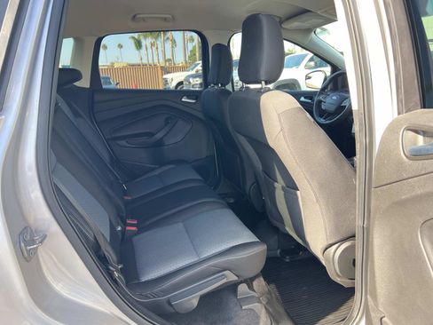 Used 2018 Ford Escape SE w/ SE Sync 3 Package image 29