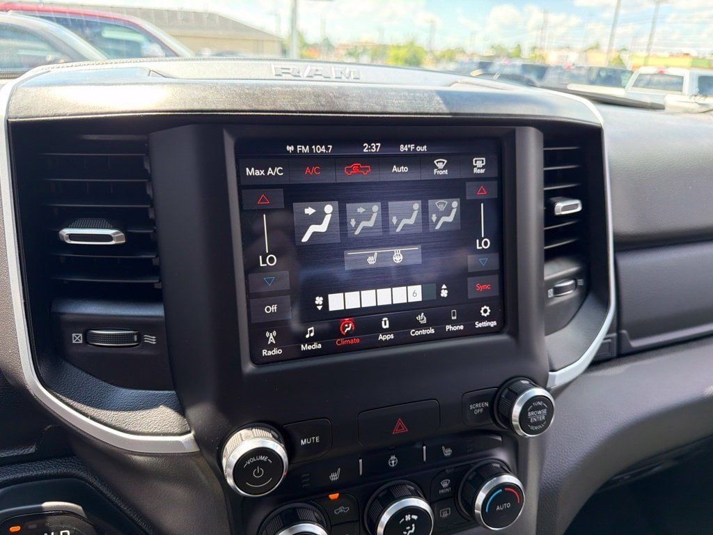 Used 2021 RAM 1500 Big Horn AWD/4WD image 32
