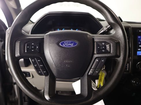 Used 2020 Ford F250 XLT image 3