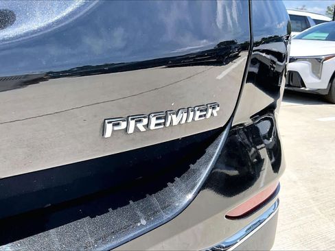 Used 2021 Chevrolet Equinox Premier FWD image 10
