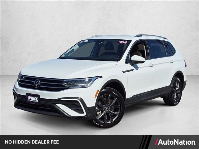 Used 2024 Volkswagen Tiguan SE AWD/4WD image 1