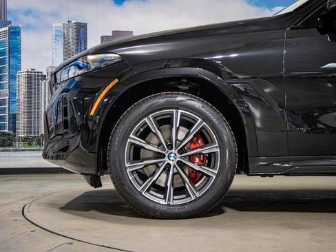 New 2026 BMW X6 xDrive40i w/ Premium Package image 7