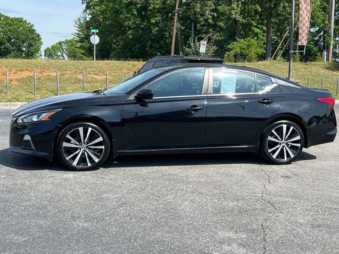 Used 2021 Nissan Altima 2.5 SR FWD image 5