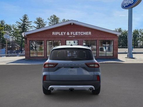 New 2026 Ford Escape SE w/ Class II Trailer Tow Package image 5