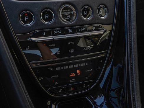 Used 2019 Aston Martin DBS Superleggera image 31