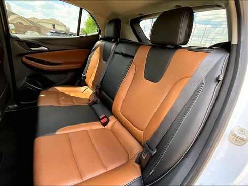 Used 2021 Buick Encore GX Essence image 19