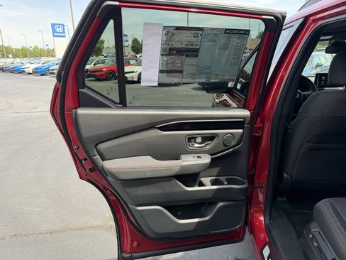 New 2026 Honda Pilot Sport image 14