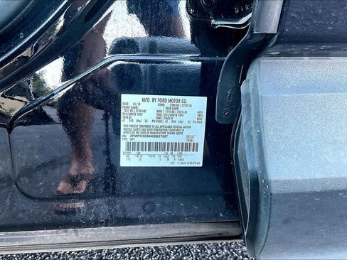 Used 2019 Ford Edge SE FWD image 6
