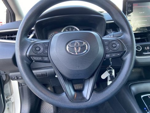 Used 2021 Toyota Corolla LE w/ Carpet Mat Package (TMS) FWD image 35