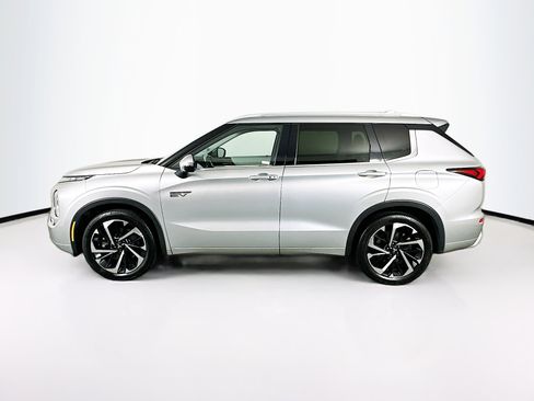 Used 2024 Mitsubishi Outlander SEL image 4