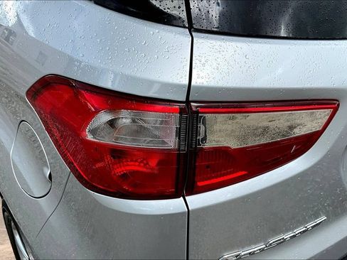 Certified 2021 Ford EcoSport SE FWD image 24