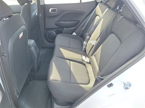 New 2026 Hyundai Venue SE image 18