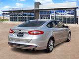 Used 2015 Ford Fusion SE image 5