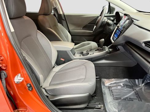 Used 2025 Subaru Crosstrek 2.5i Premium AWD/4WD image 28