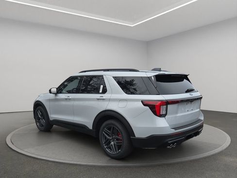 New 2026 Ford Explorer ST AWD/4WD image 4