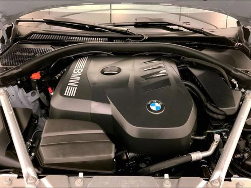 Certified 2025 BMW 430i Convertible w/ M Sport Package RWD image 9