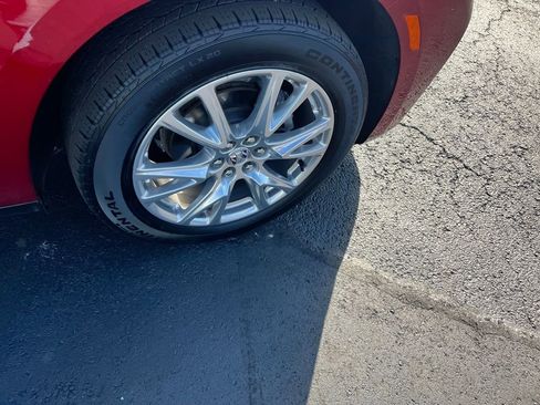 Used 2024 Buick Enclave Essence w/ Experience Buick Package image 35