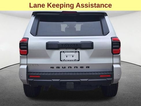 Certified 2025 Toyota 4Runner TRD Off-Road AWD/4WD image 6