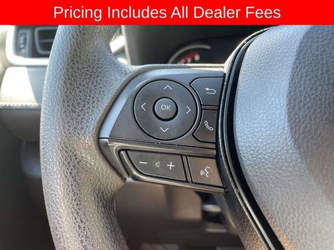 Used 2025 Toyota RAV4 XLE AWD/4WD image 25