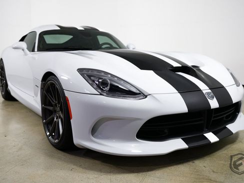 Used 2013 SRT Viper GTS image 2