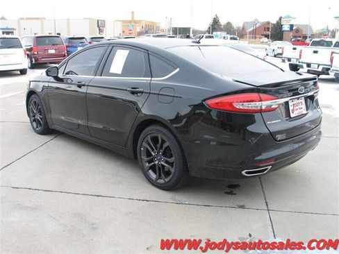 Used 2018 Ford Fusion SE w/ Equipment Group 201A AWD/4WD image 29