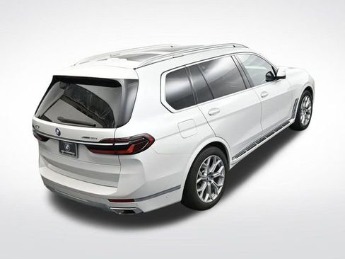 Used 2024 BMW X7 xDrive40i image 22