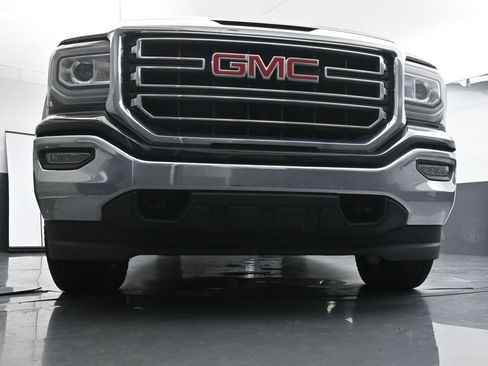 Used 2017 GMC Sierra 1500 SLE w/ SLE Value Package image 19
