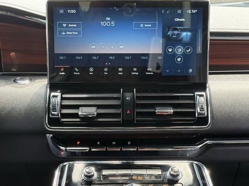 Used 2023 Lincoln Navigator Reserve AWD/4WD image 16