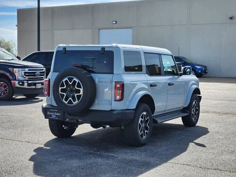 New 2026 Ford Bronco Outer Banks image 7