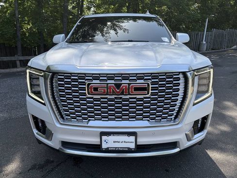Used 2024 GMC Yukon Denali w/ Advanced Technology Package AWD/4WD image 14