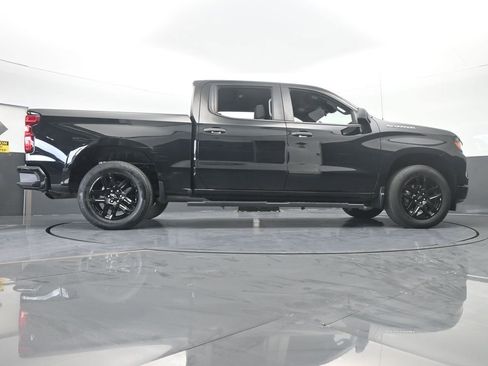 Used 2023 Chevrolet Silverado 1500 Custom image 62