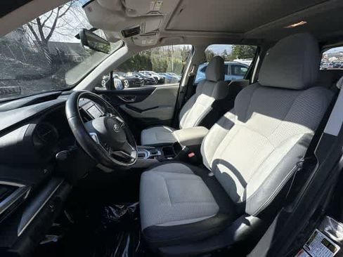 Used 2020 Subaru Forester Premium image 17
