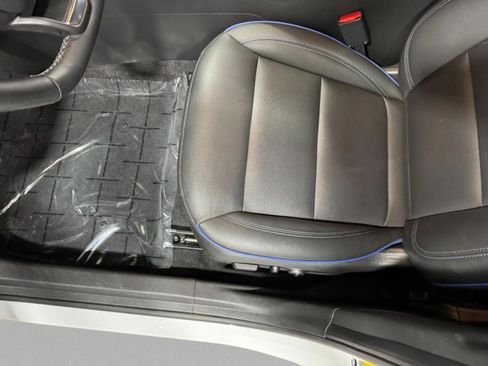 Used 2024 Buick Envista Sport Touring w/ Convenience I Package image 25