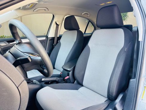 Used 2017 Volkswagen Jetta S image 15